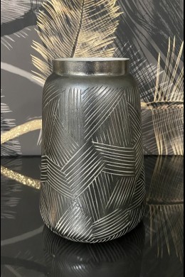 ETCHED BRONZE VASE [7585571]